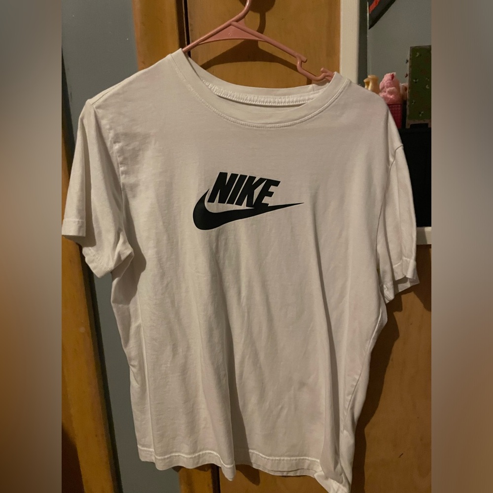 The Nike Tee